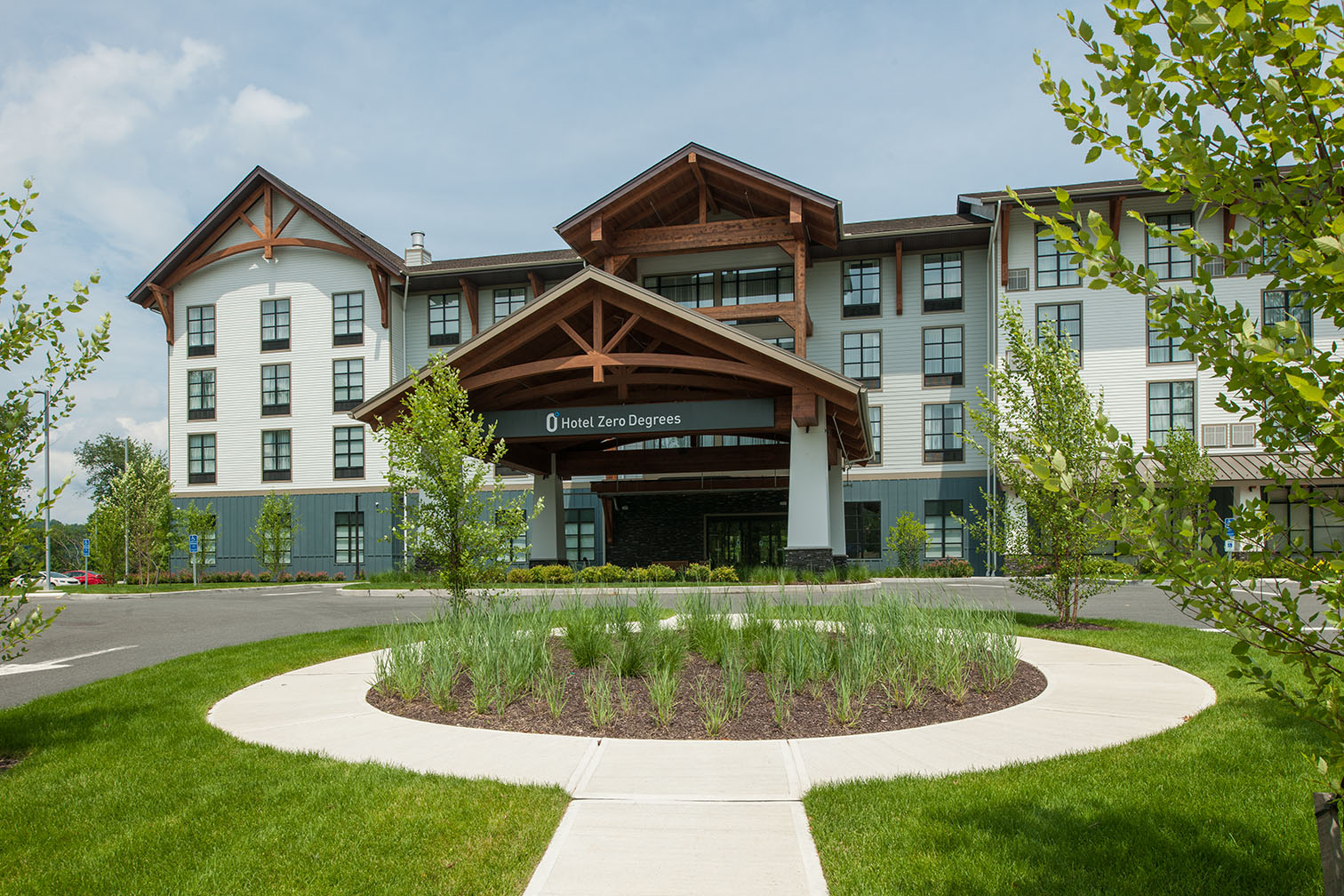 Hotel-Front-View-2 - Thunder Ridge Ski Area
